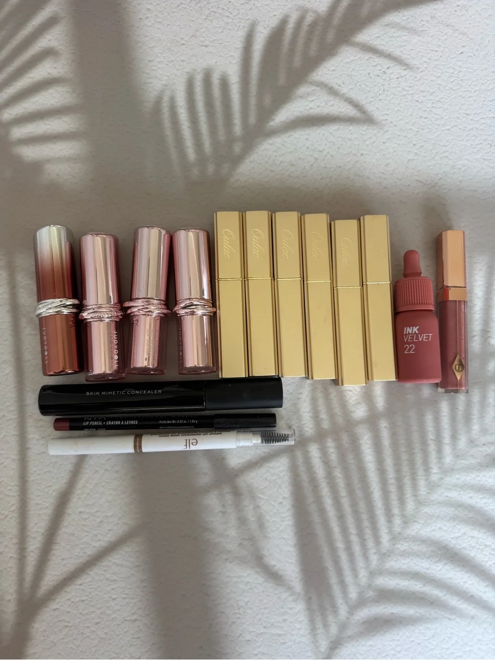 Makeup Set Lipsticks Concealer Lip pencil Brow pencil
